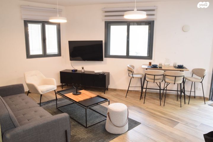 דירת גן, ברנר 6, לב תל אביב, לב העיר צפון, תל אביב יפו