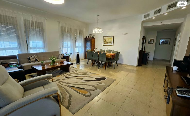 גג/ פנטהאוז, ז'בוטינסקי 45, עיר, מרכז העיר, נהריה