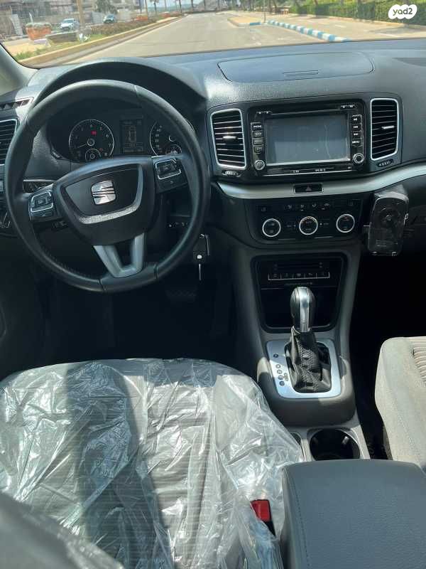 סיאט אלהמברה