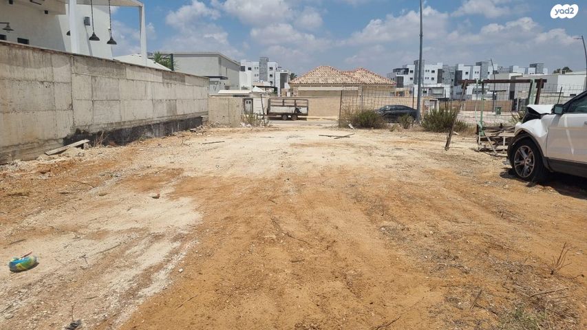 אהוד מנור 1