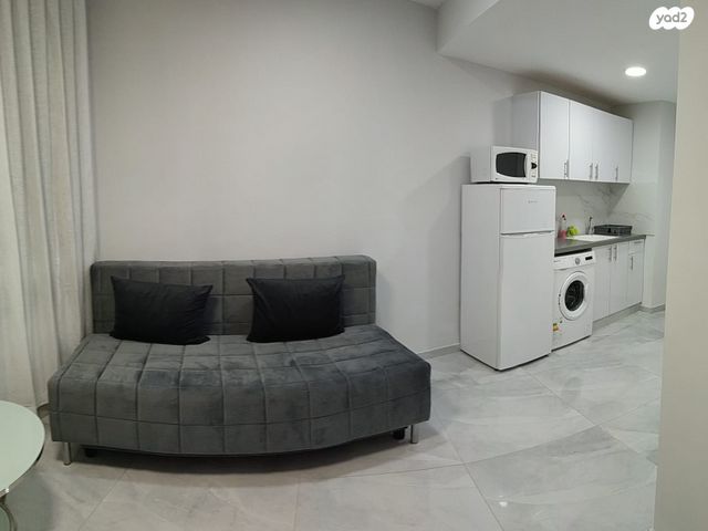 דירה, דרך בן גוריון 138, בת ים