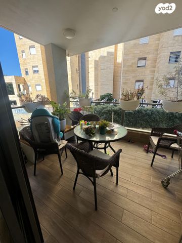 דירה, אבא קובנר, כוכב הצפון, תל אביב יפו