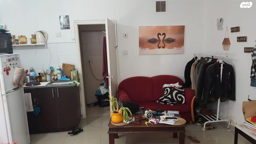 משרדים, יצחק שדה, מונטיפיורי, הרכבת, תל אביב יפו