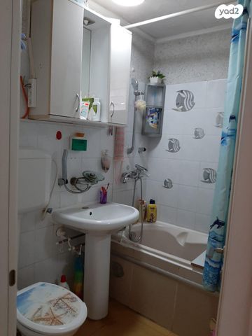 דירה, הגאונים 14, ג'סי כהן, חולון