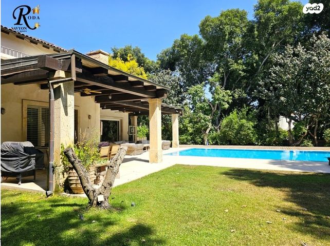 בית פרטי/ קוטג', סביון