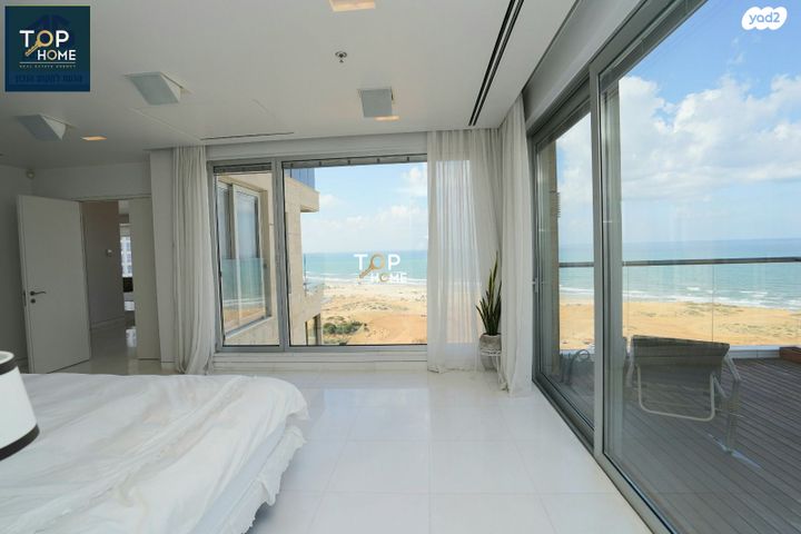 גג/ פנטהאוז, אהוד מנור, עיר ימים, נתניה