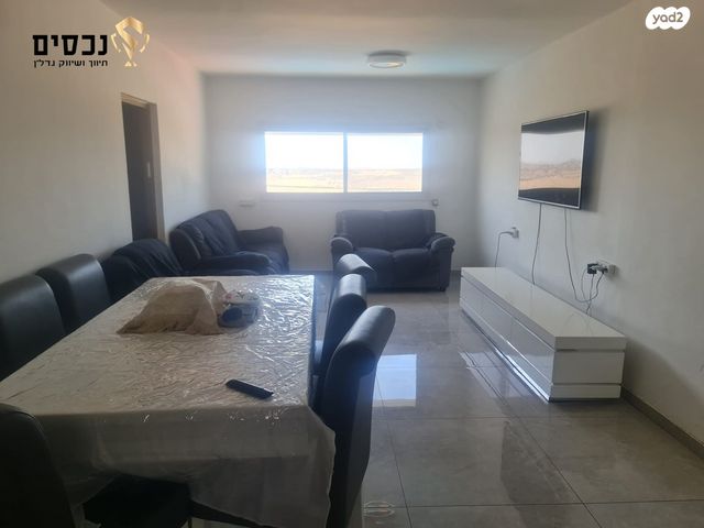 דירה, מעלה הזית 11, בית אריה / עופרים