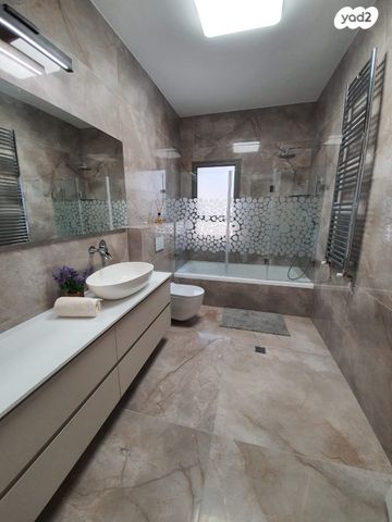 בית פרטי/ קוטג', ראש פינה, ראש פינה