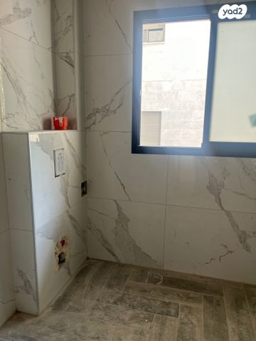 דירה, דרך יבנה, נווה יהודה, רחובות