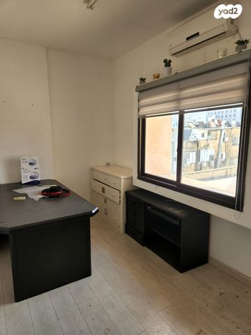 משרדים, חובבי ציון 46, לב המושבה / מרכז העיר, פתח תקווה