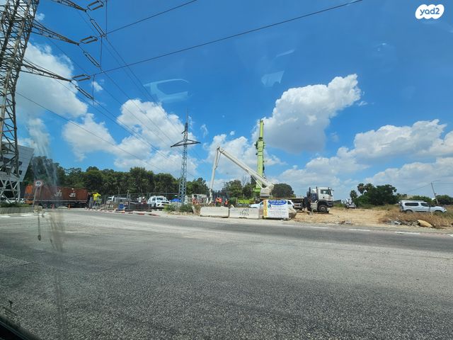 מגרשים, קרית אתא