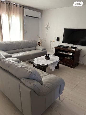 בית פרטי/ קוטג', עולי הגרדום 4, מרכז העיר, קרית שמונה