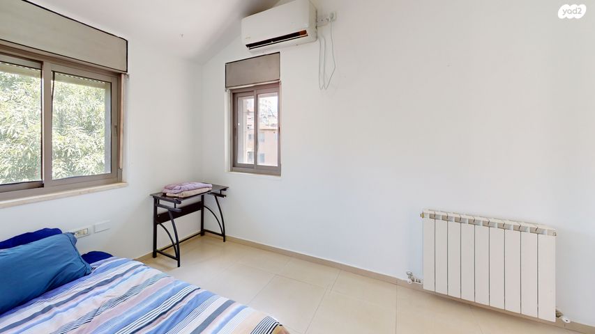 דירה, הרב יצחק בראשי, מחנה יהודה - לב העיר, ירושלים