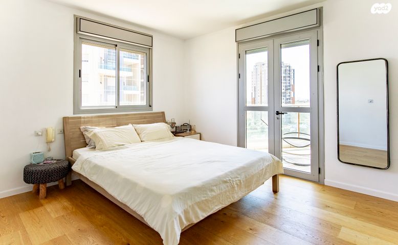 דירה, רמות מנחם, הוד השרון