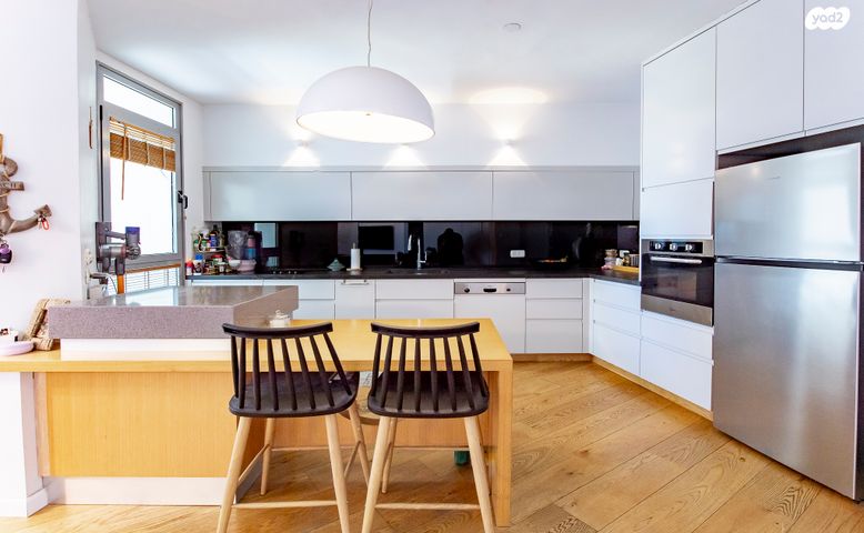 דירה, רמות מנחם, הוד השרון