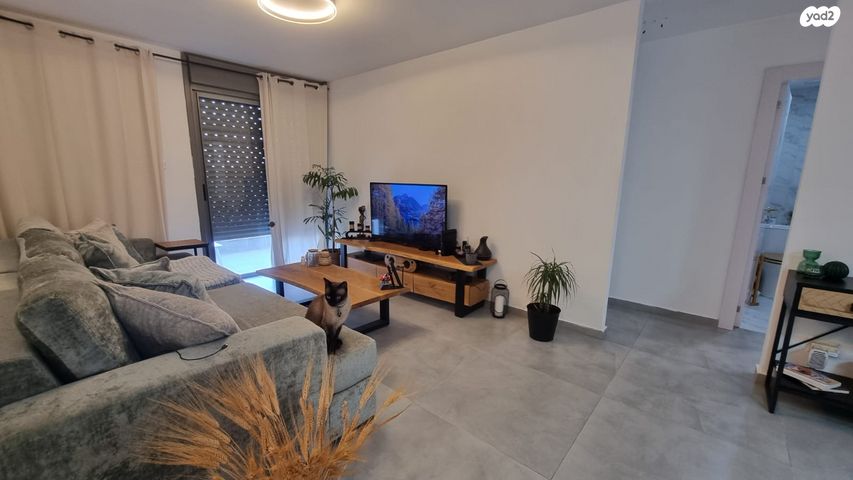 דירה, מעפילי אגוז 88, נווה חן, תל אביב יפו