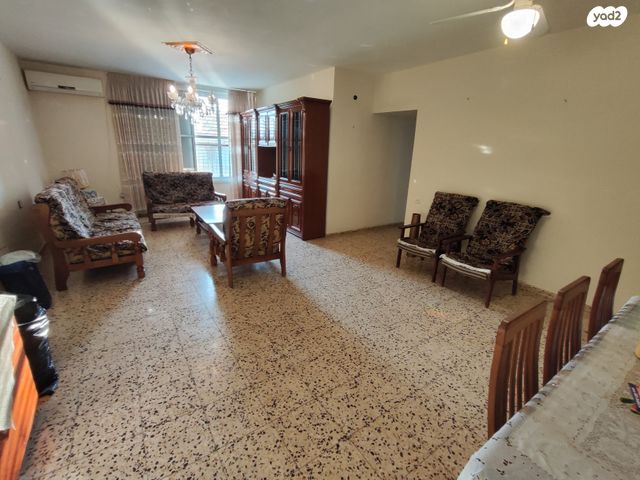 דירה, שמגר בן ענת, קרית גת