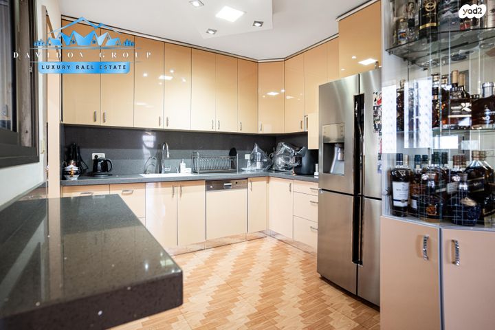 דופלקס, חולון