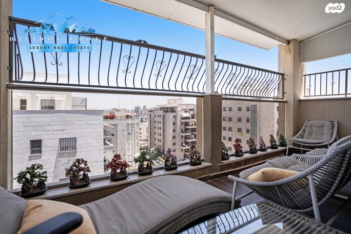 דופלקס, חולון