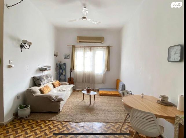 אוריאל אקוסטה 