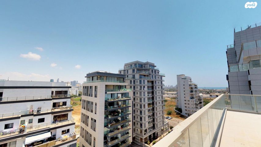 גג/ פנטהאוז, יהודה עמיחי, תכנית ל', למד, תל אביב יפו