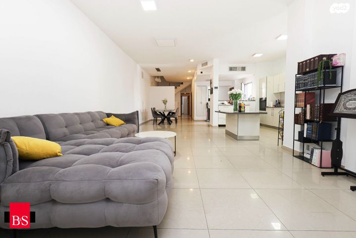 רמת חן ובן ציון