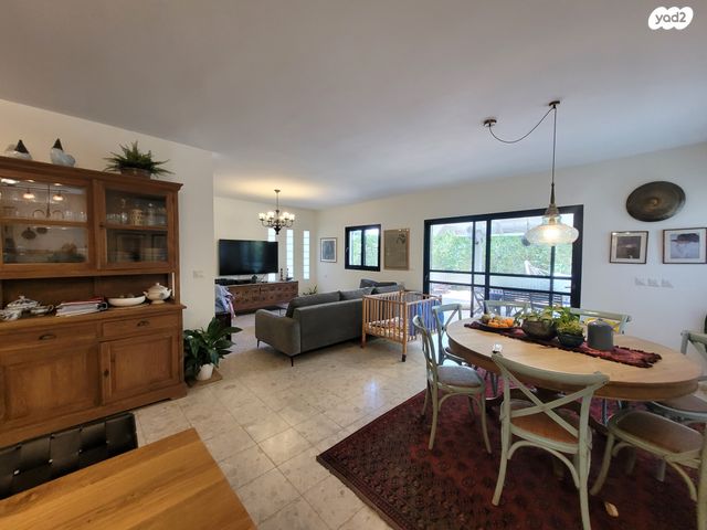 בית פרטי/ קוטג', בת חפר