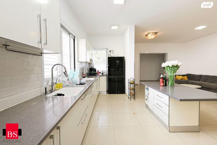 בית פרטי/ קוטג', רמת חן ובן ציון, נתניה