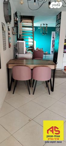 דופלקס, לוי אשכול 31, גבעת אוסישקין, נהריה