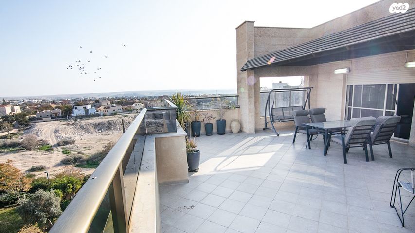 גג/ פנטהאוז, מקור חיים 11, נווה זאב, נאות אילן, באר שבע