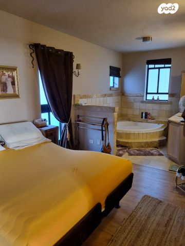 בית פרטי/ קוטג', הלוויים, הדר, הוד השרון