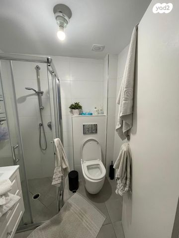 דירה, שטרן 113, קיראון, קרית אונו