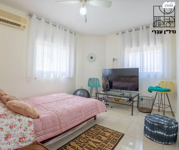 דו משפחתי, חרובים, סביוני ים, קרית ים