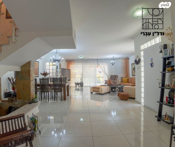 דו משפחתי, חרובים, סביוני ים, קרית ים