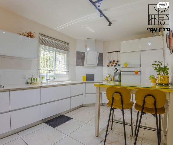 דו משפחתי, חרובים, סביוני ים, קרית ים