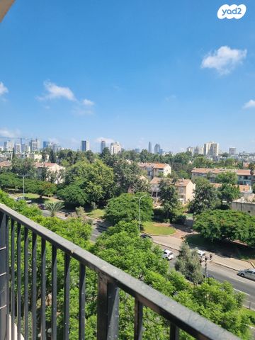 מעפילי אגוז 84