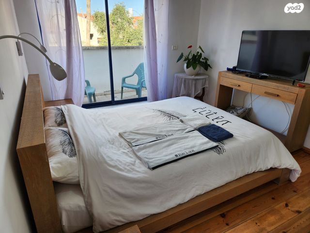 דו משפחתי, שבטי ישראל, הרצליה