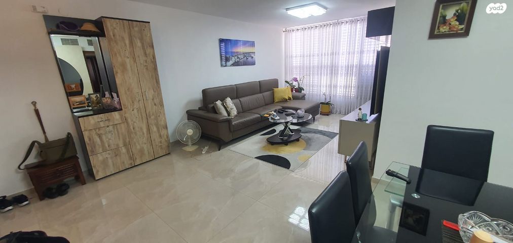 דירה, מעפילי אגוז 28, תל אביב יפו