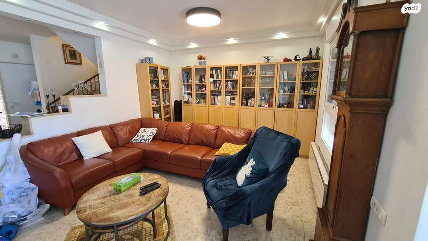 בית פרטי/ קוטג', רפאל דה לה פרגולה, גילה, ירושלים