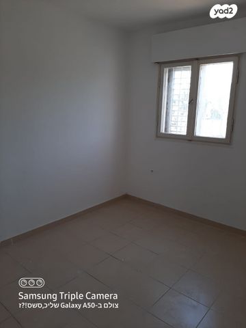 דירה, שדרות חיים וייצמן 6, המרכז האזרחי, רמלה