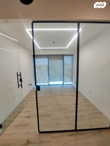 משרדים, משה דיין 10, פארקטק פתח תקווה / אזור תעשייה קרית אריה, פתח תקווה