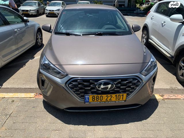 יונדאי איוניק