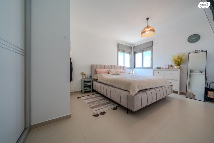 דירה, כלנית, הפרחים, חריש