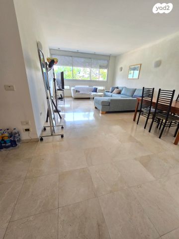 דירה, מיכ"ל, אחוזה, חיפה