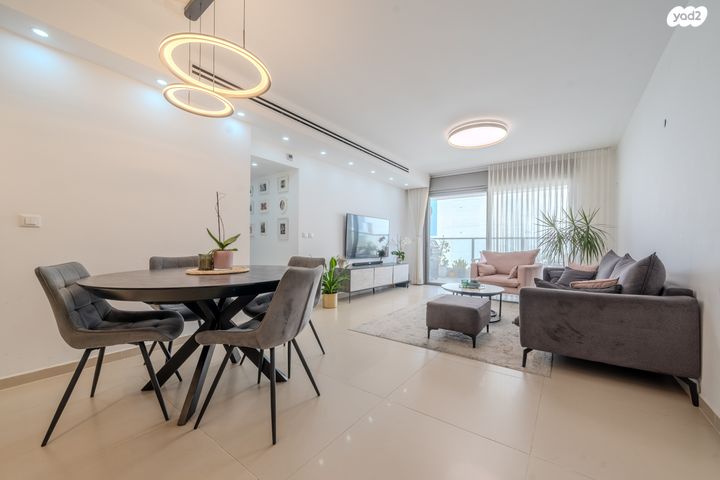 דירה, כלנית, הפרחים, חריש