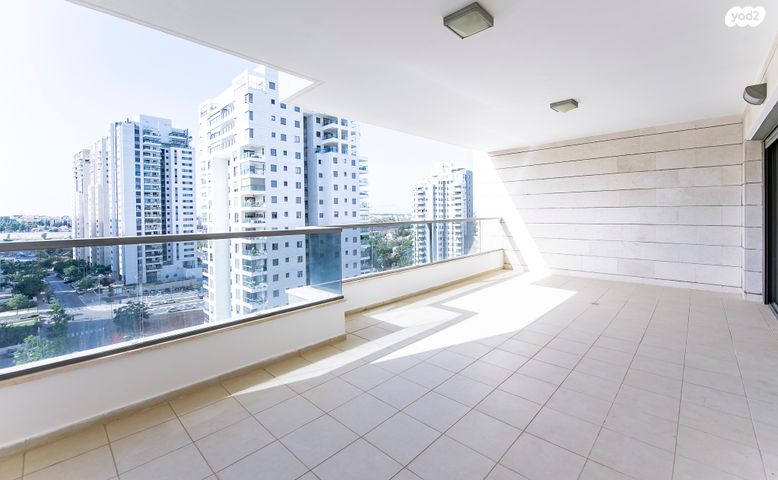 דירה, מתחם 1200, הוד השרון