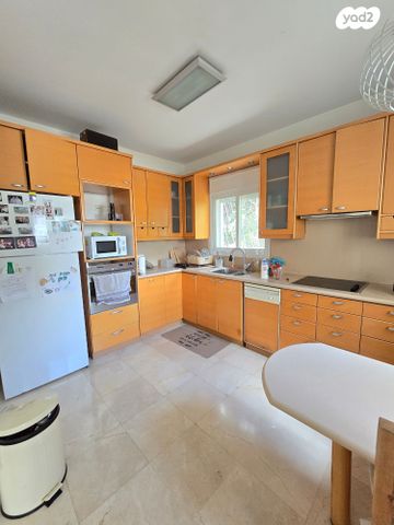 דירה, מיכ"ל, אחוזה, חיפה