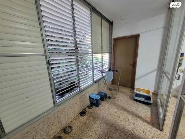 דירה, אברהם גולדברג, א' / צפון מזרח העיר, רחובות