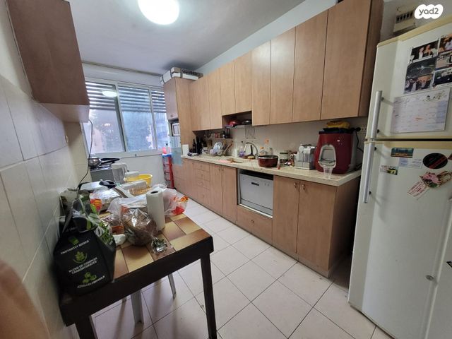 אברהם גולדברג 