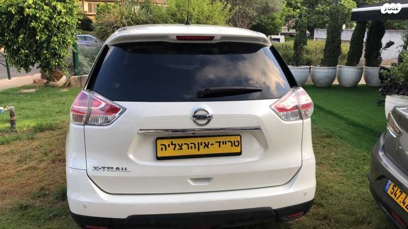 ניסאן אקס טרייל